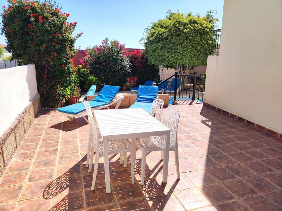 Private Pool 'Villa Vibe Tenerife' Sunset & Ocean View Chayofa Exterior foto